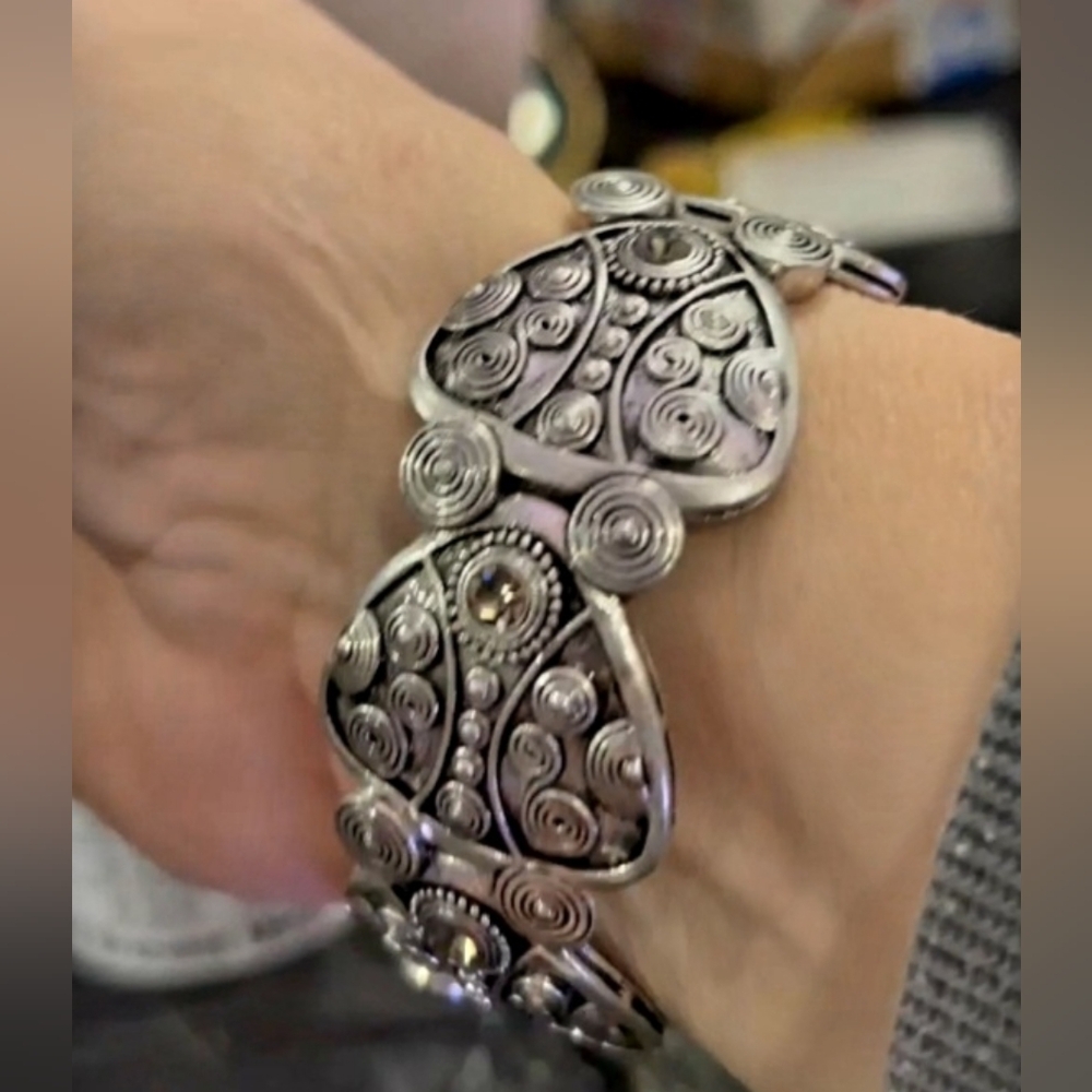 Treska Silver Heart Bracelet